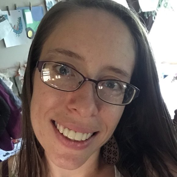 Meet your Posher, Angela - Picture 1 of 1